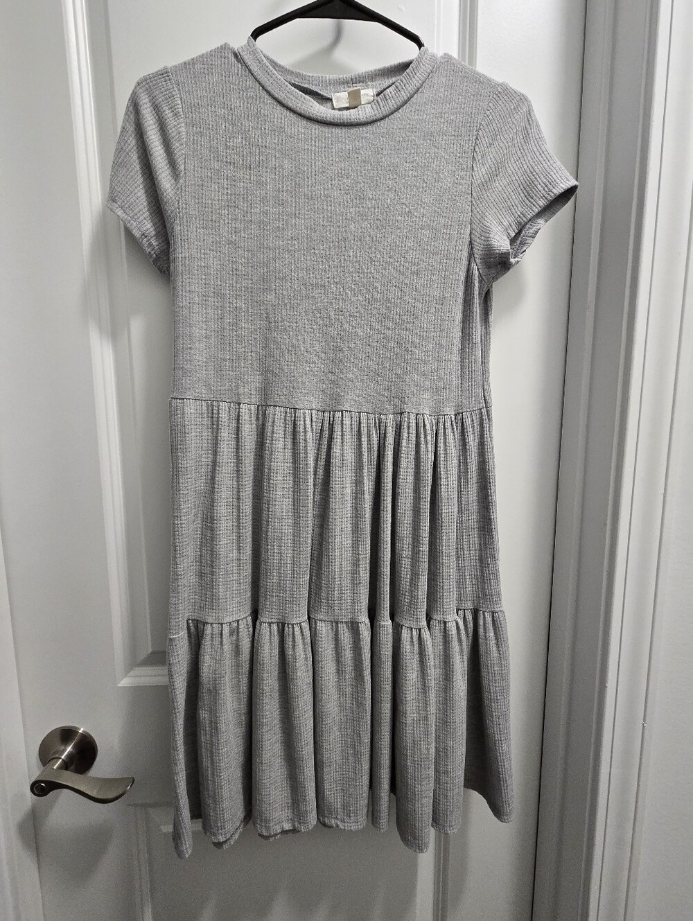 Gray Tiered Knit Dress - Medium